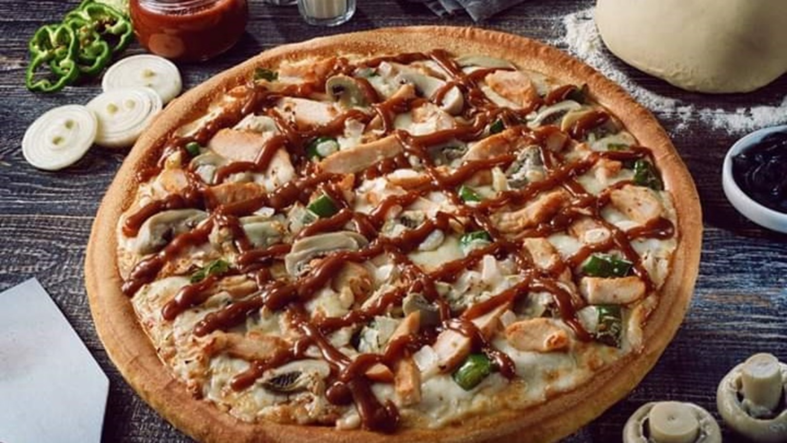 بيتزا دجاج دجاج وسط 